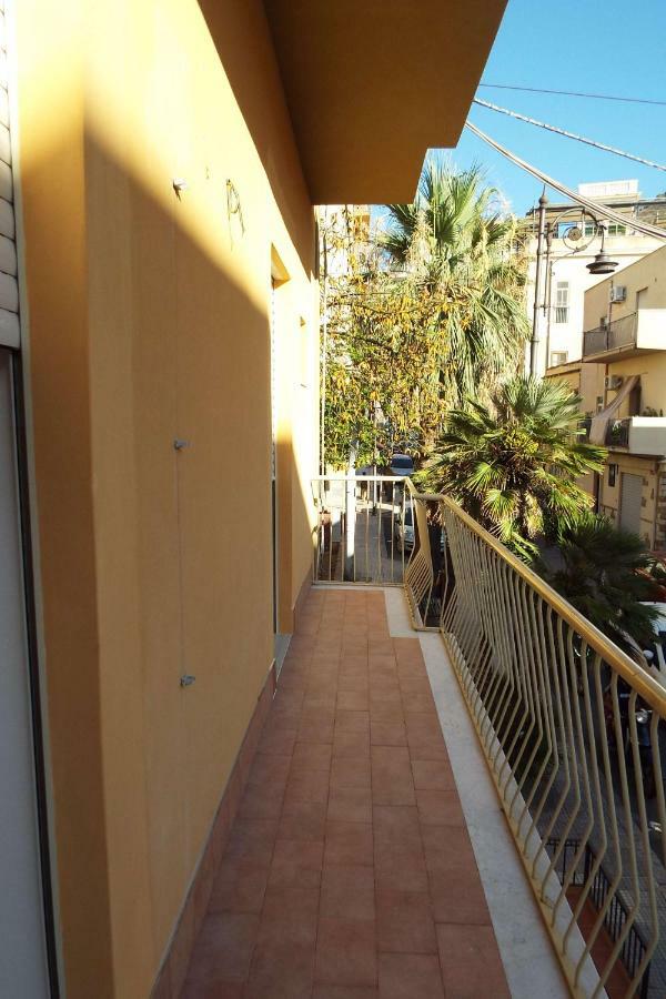 Cefalu Studio Room And Apartments Exterior foto